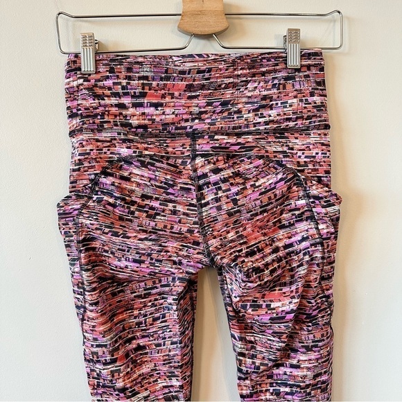 Lululemon Fast and Free Tight II 25" *nulux flash pleat orange multi - Picture 9 of 13